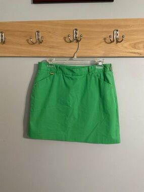 Ralph Lauren Golf Bright Green Skort with Gold Accents size 6
